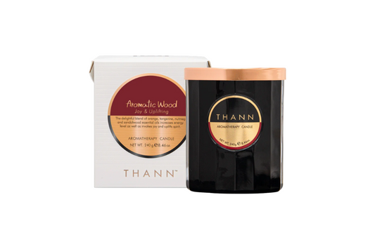 Aromatic Wood Candle
